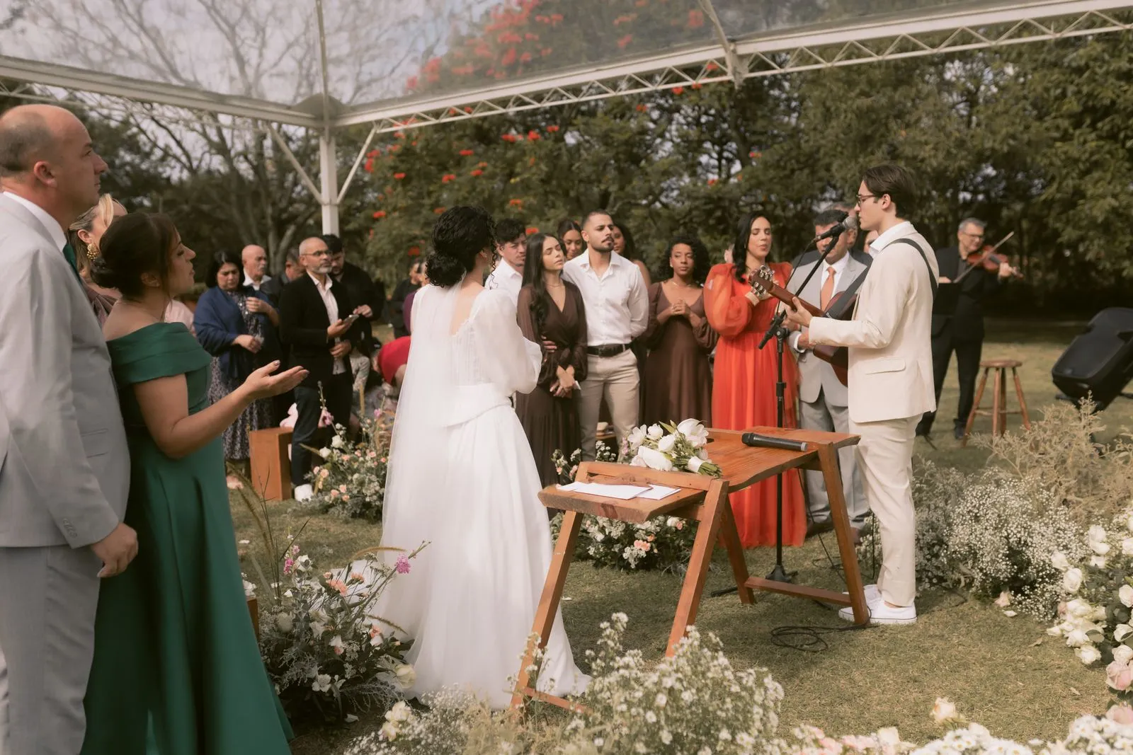 Live Wedding Music or a Playlist?